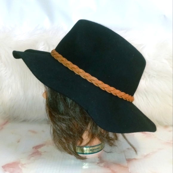 Boho Vibes Black Floppy Wool Hat - Picture 4 of 6